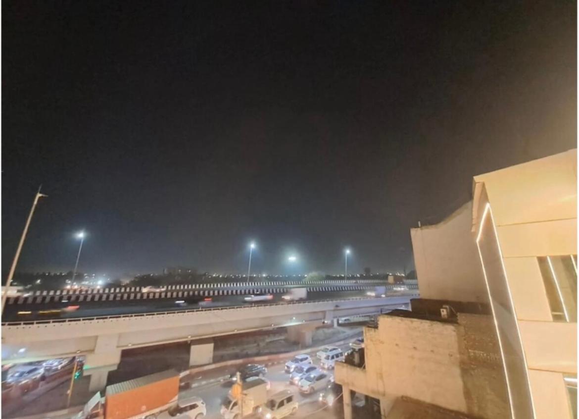 Moon Residency-near Delhi Airport Bed & Breakfast